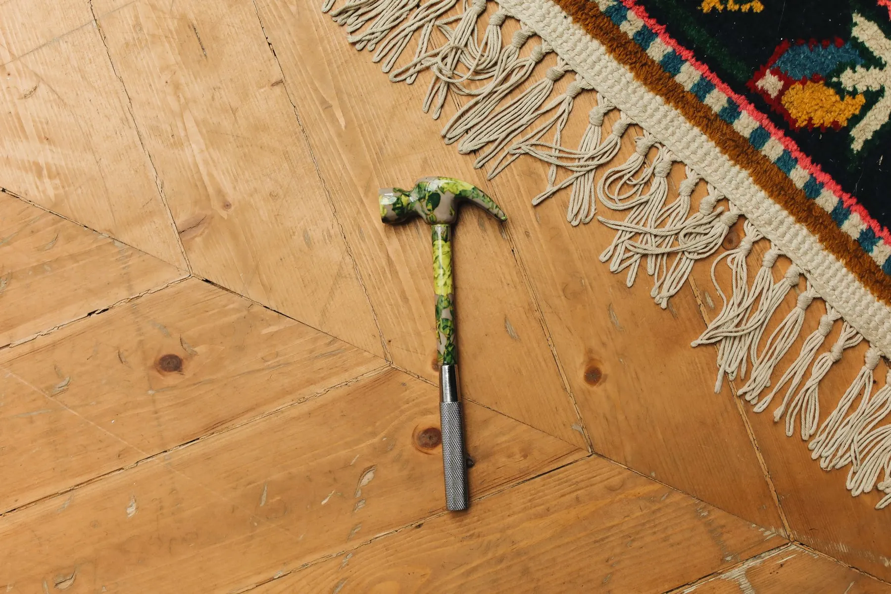 Carpet stretching and repair in Denver